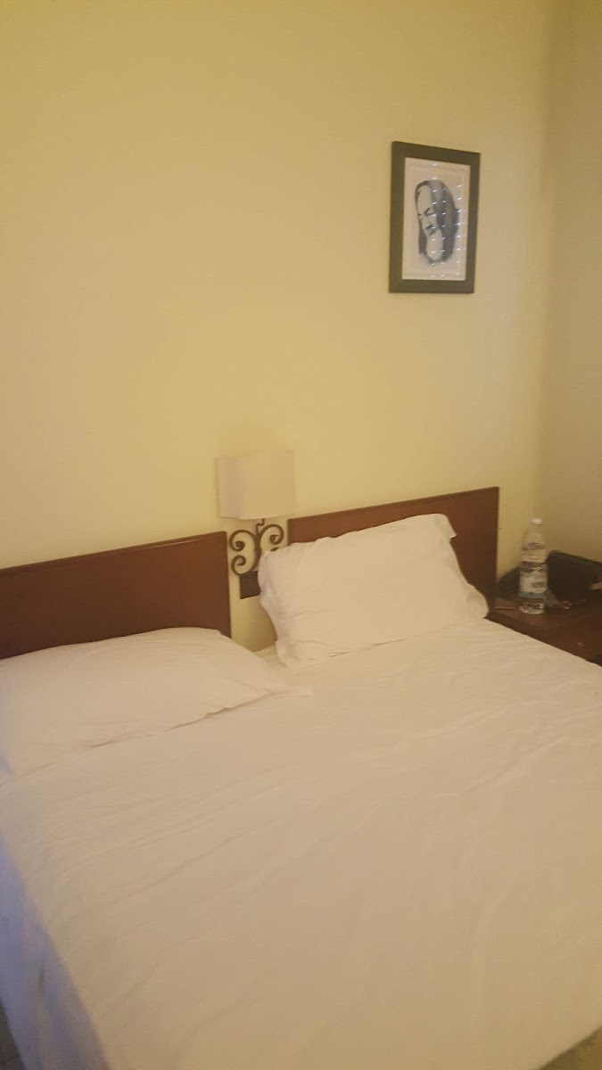 Room 4