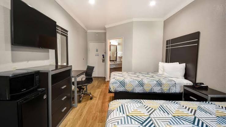 Room 1