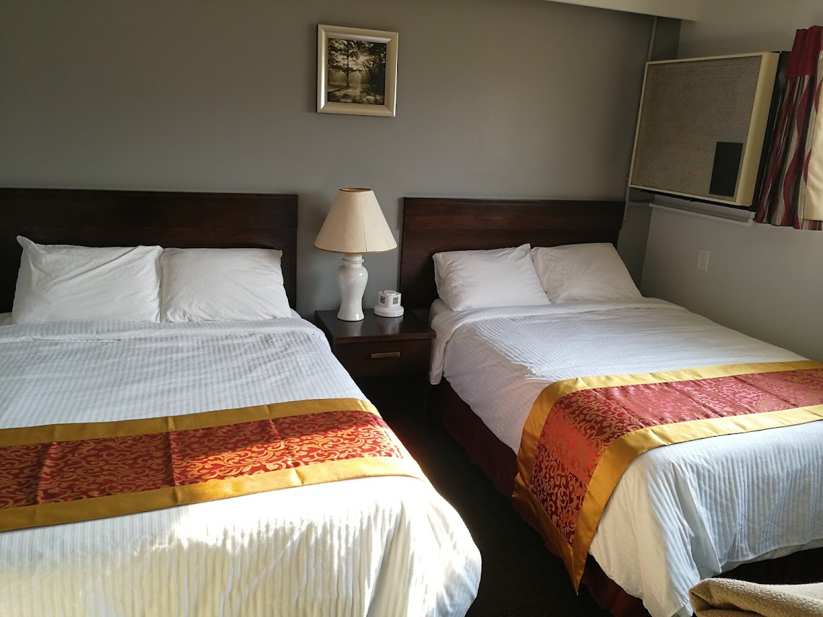 Room 8