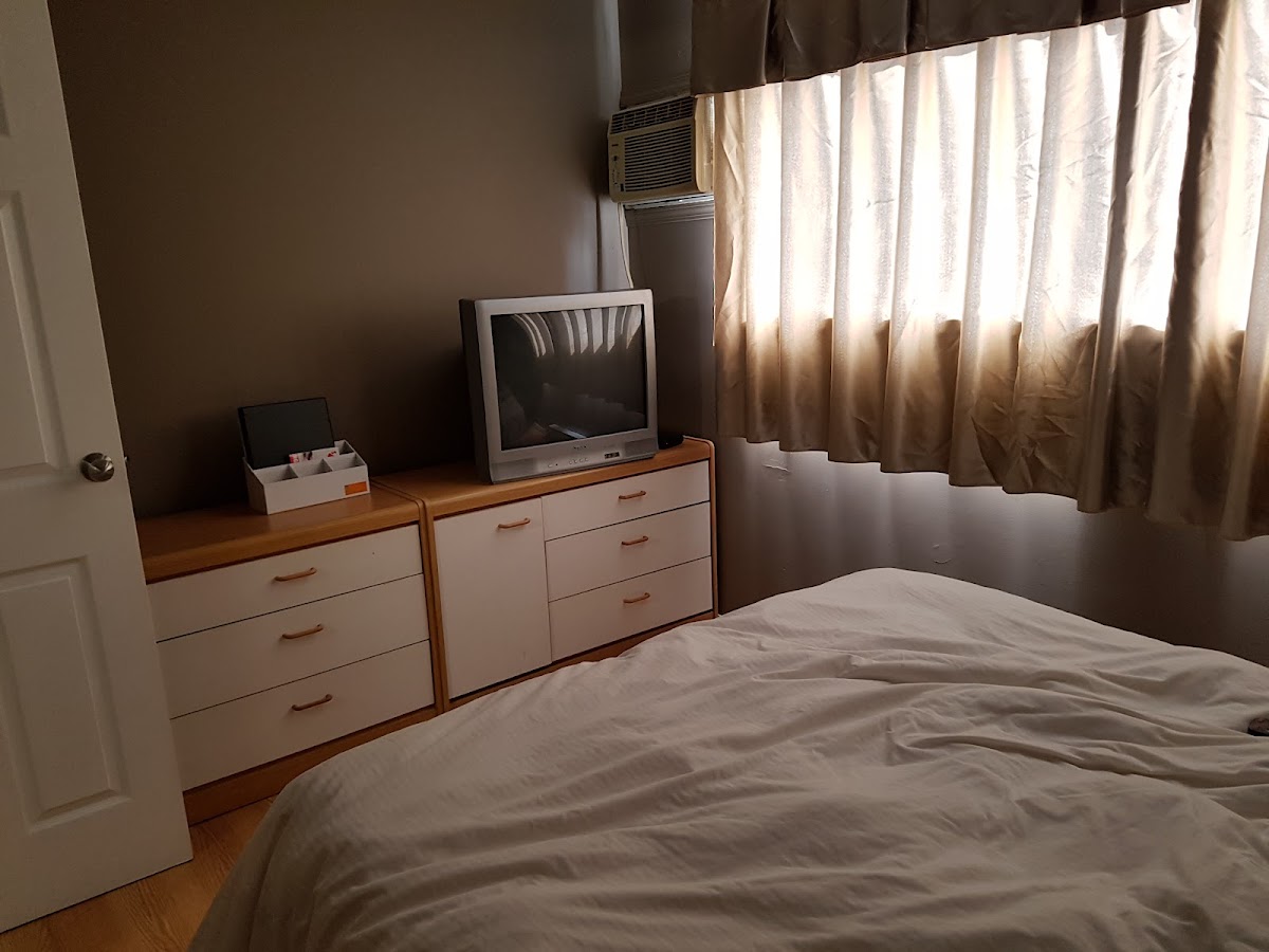 Room 8