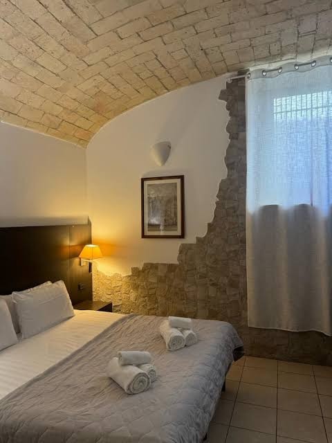 Room 4