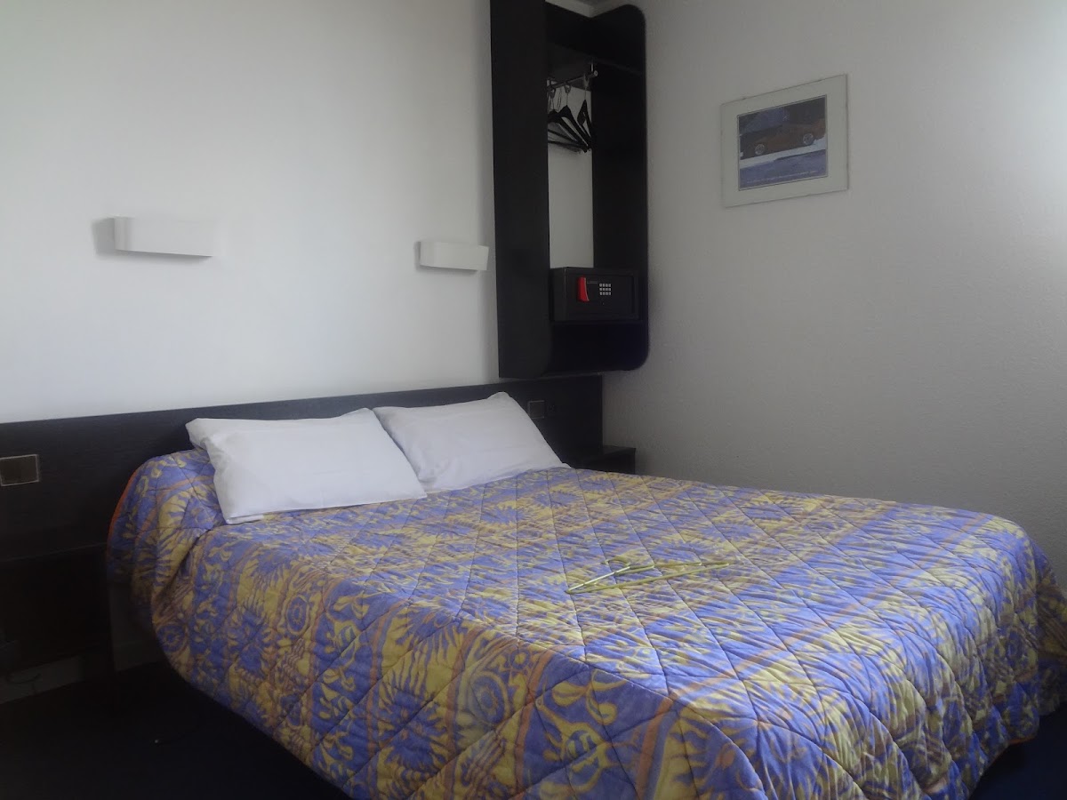 Room 7