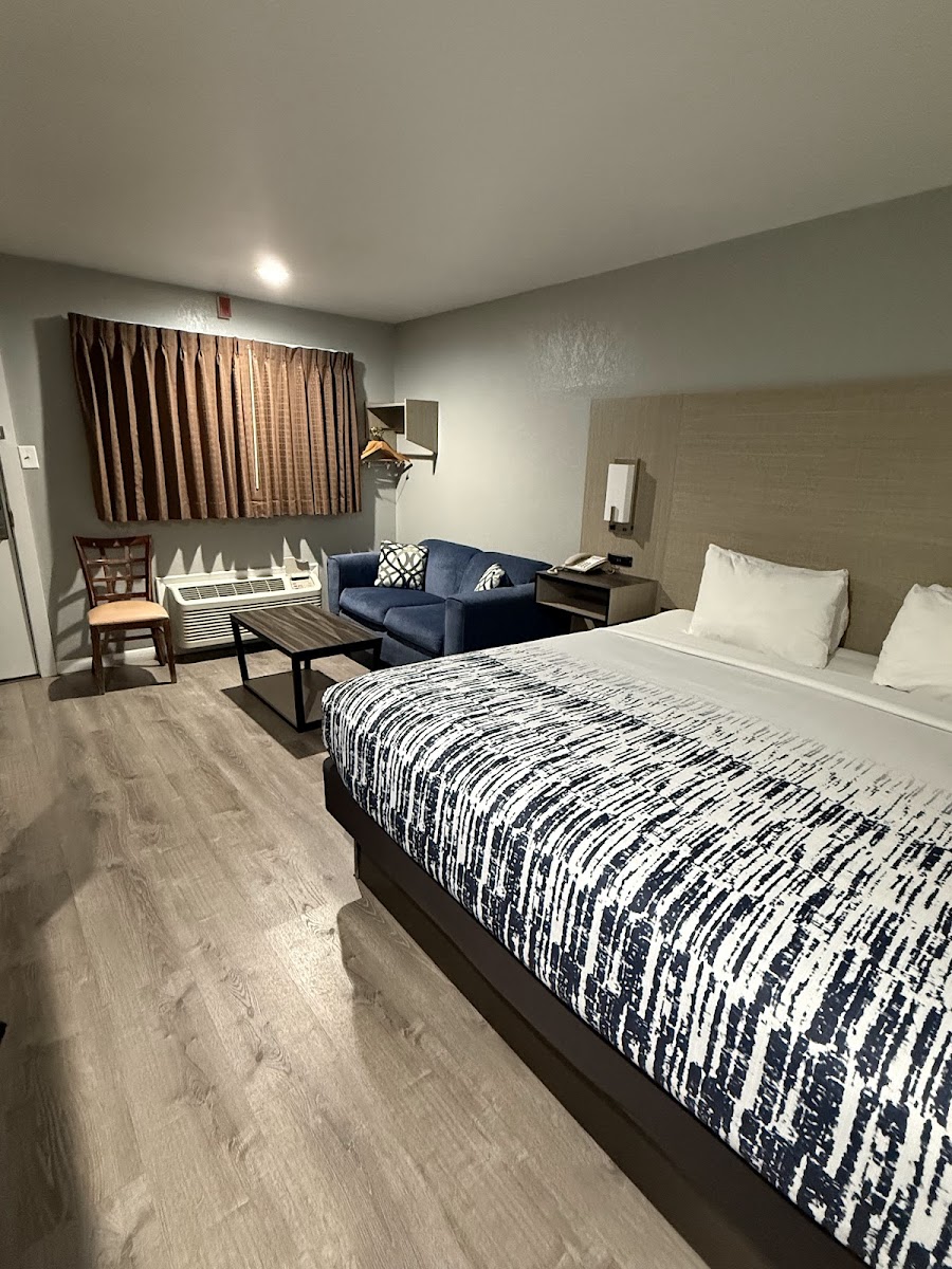 Room 9