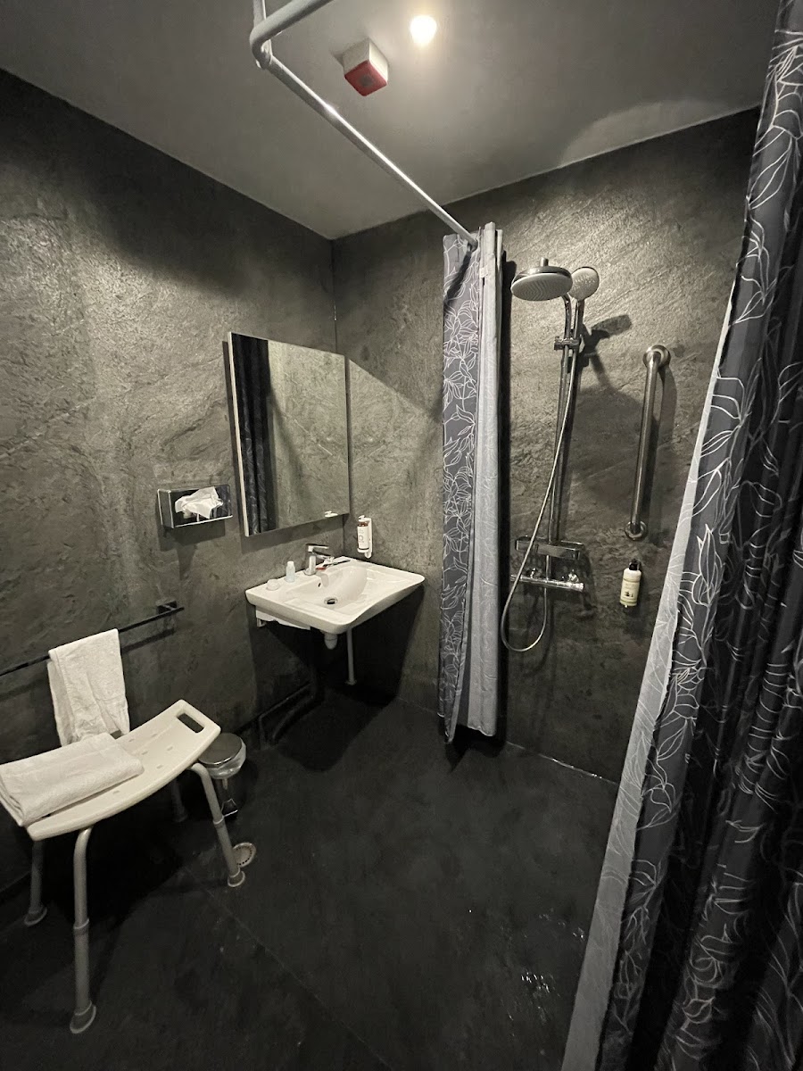 Room 4