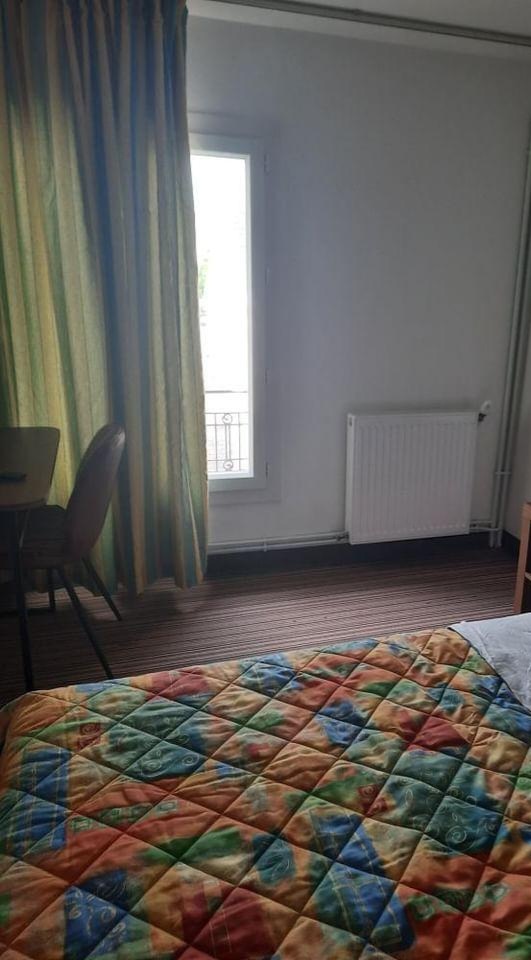 Room 4