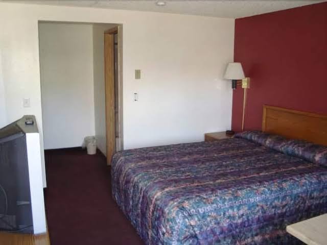 Room 4