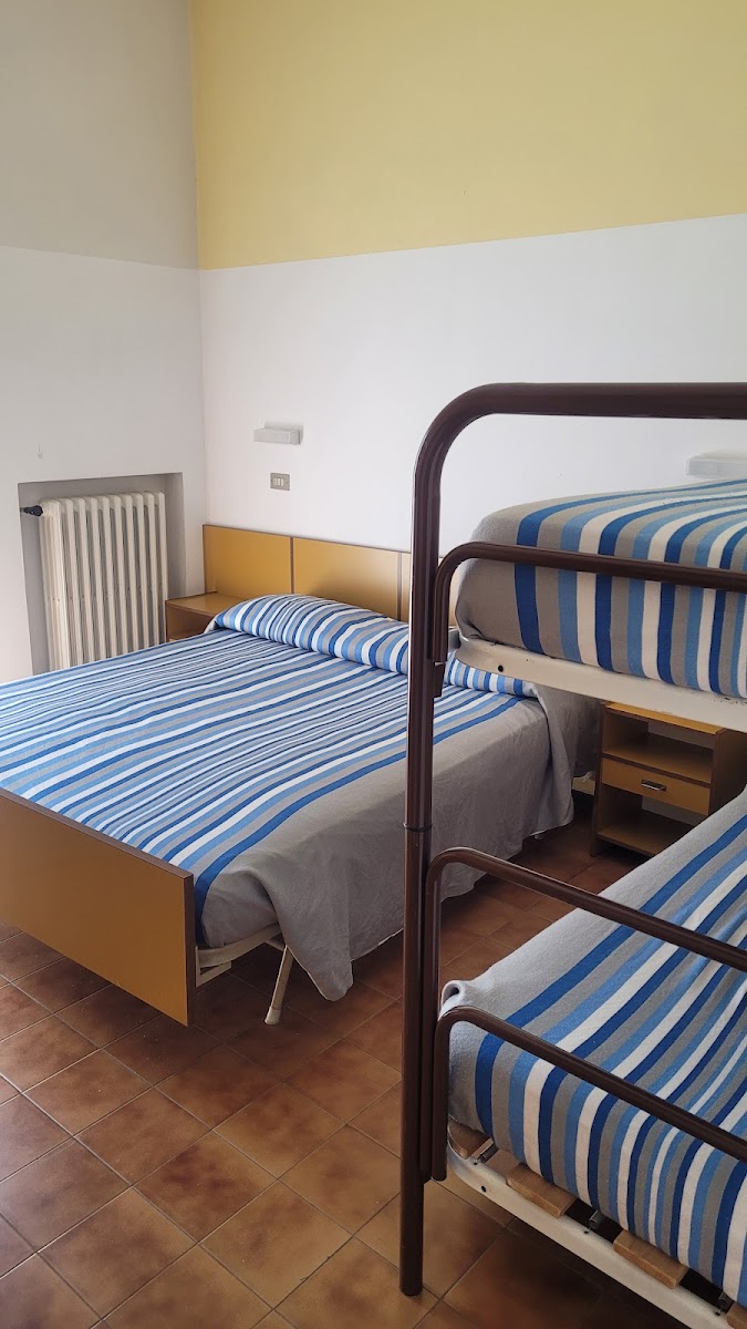 Room 9