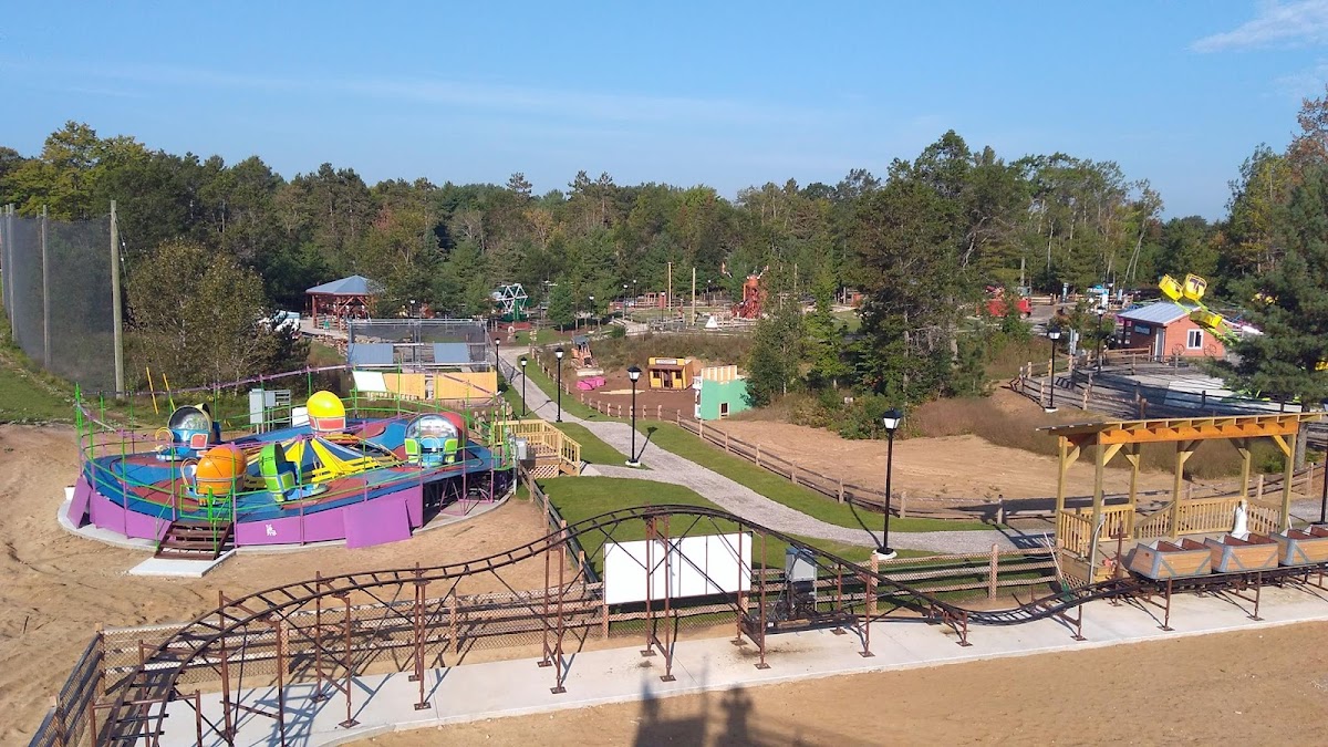 Cedar Valley's Wild Frontier Fun Park