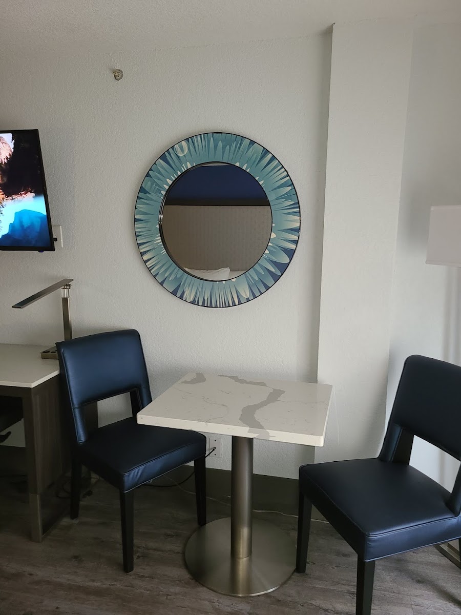 Room 4