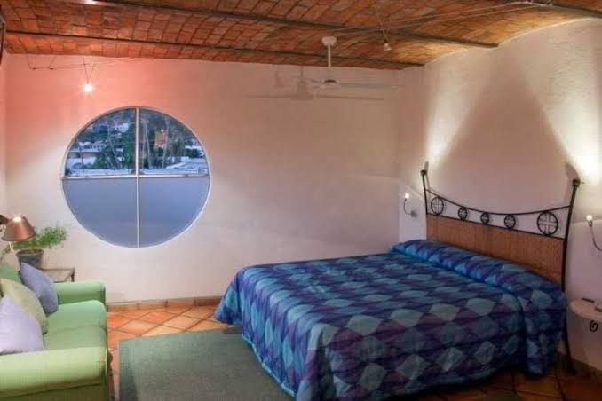 Room 10