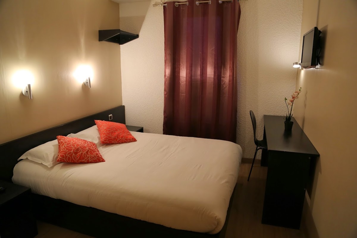 Room 9