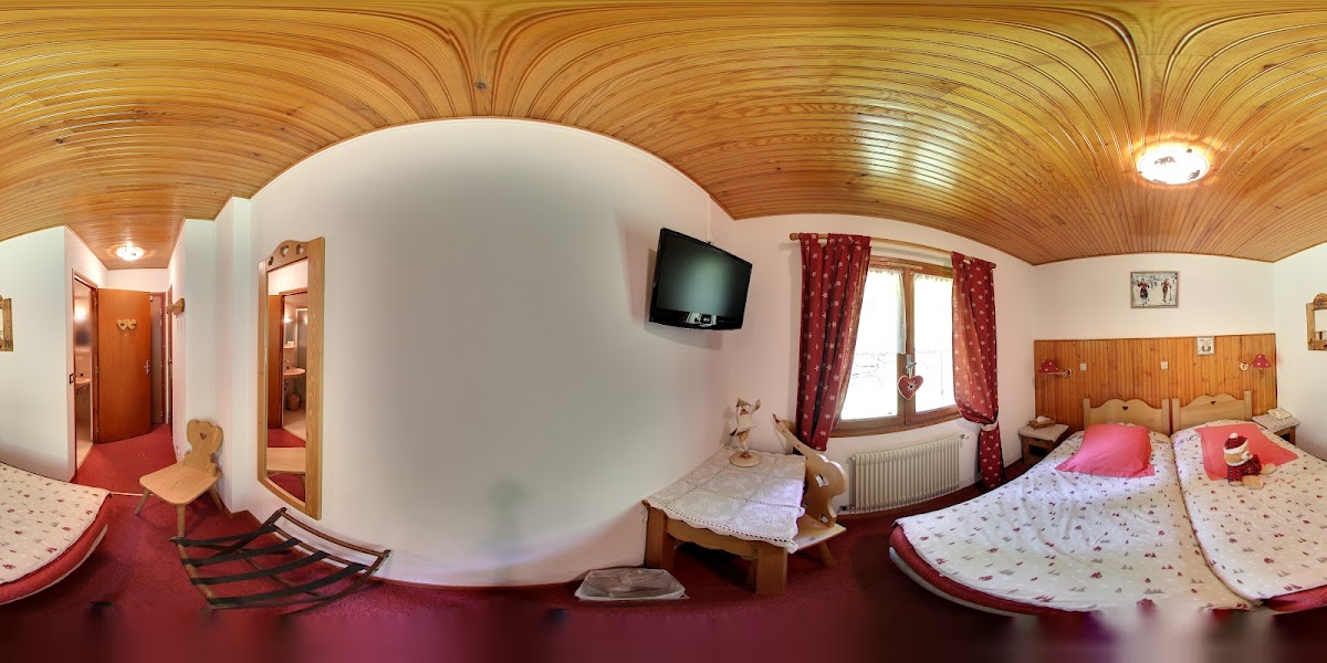 Room 8