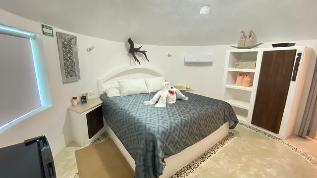 Room 1