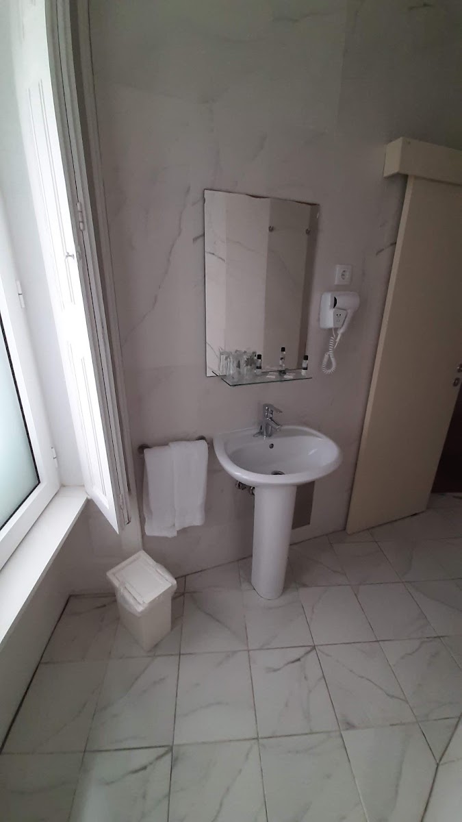 Room 7