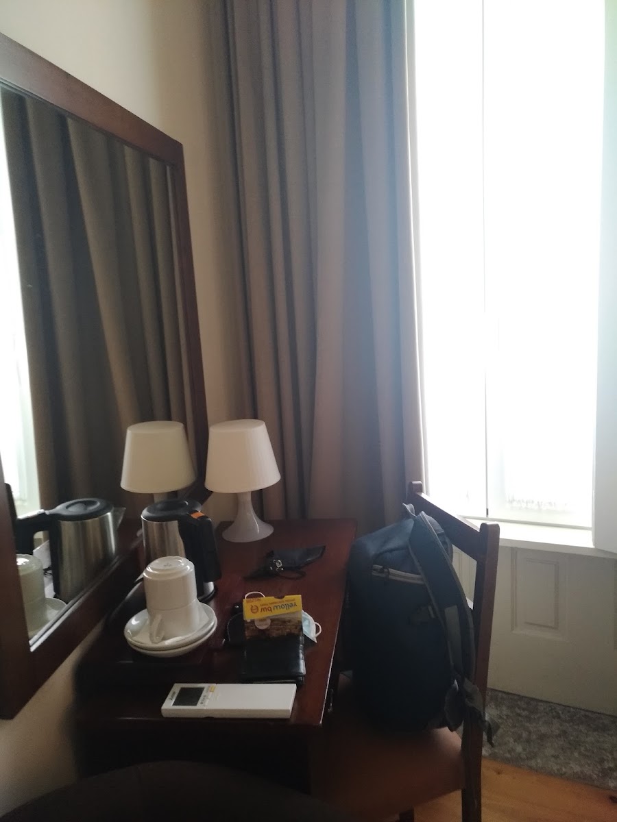 Room 9