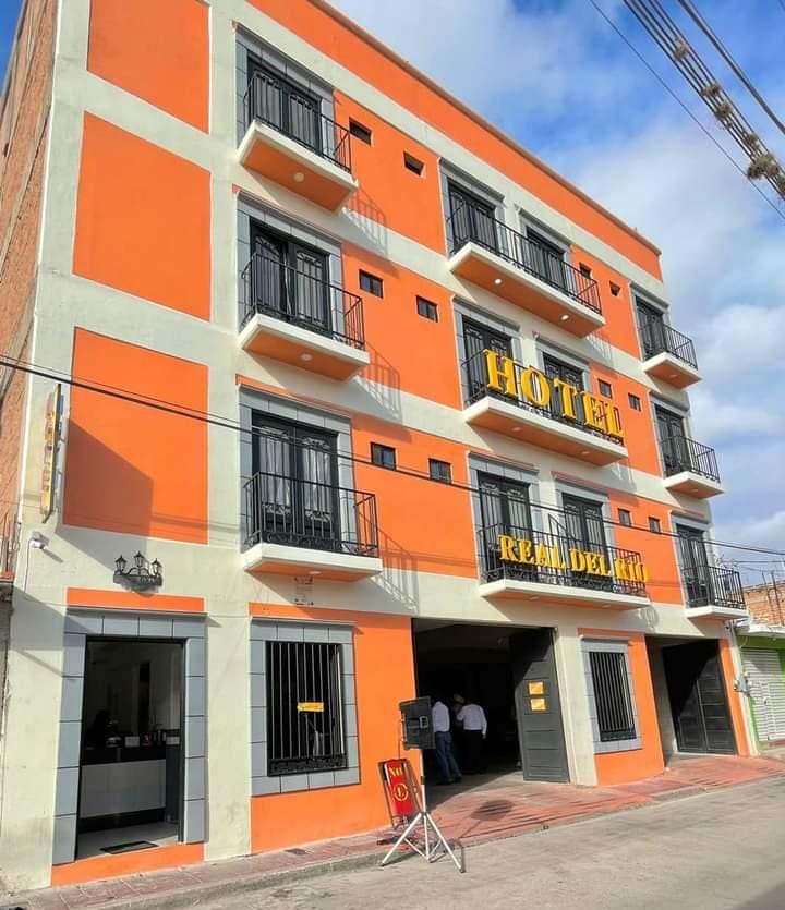 Hotel Real del Río