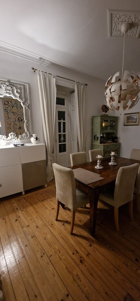 Room 9