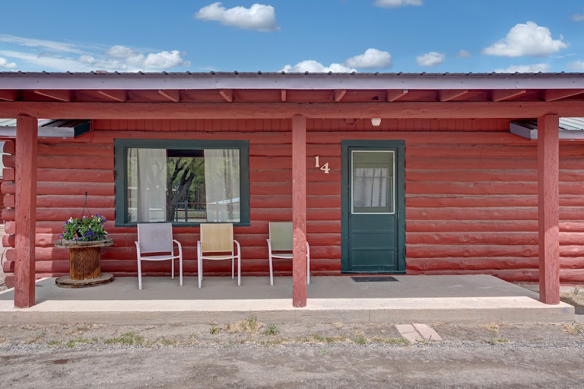 Rainbow Lodge & RV Park