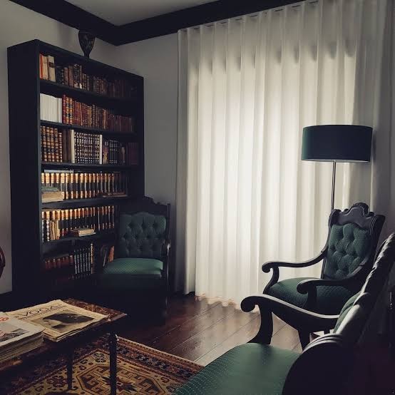 Room 8