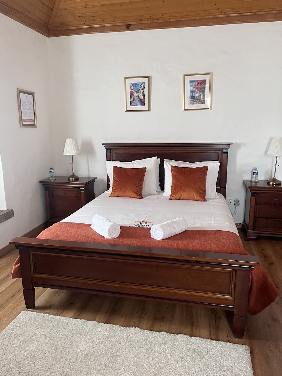 Room 8