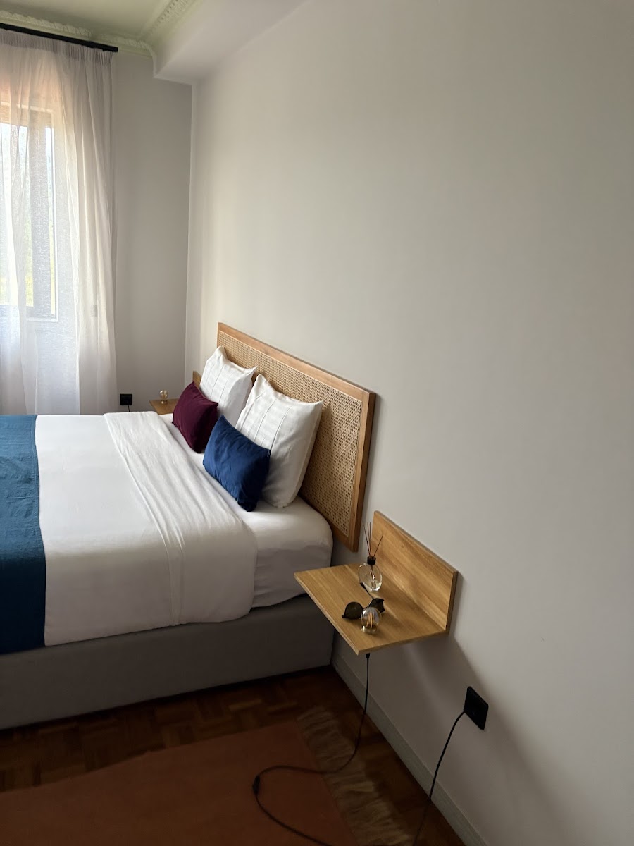 Room 8