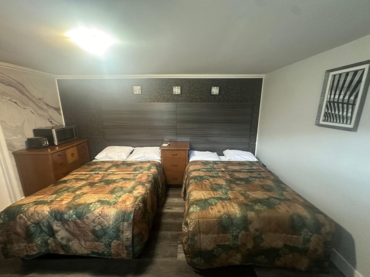 Room 8
