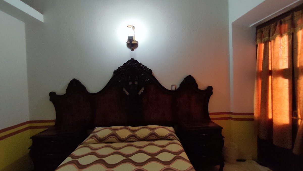 Room 9