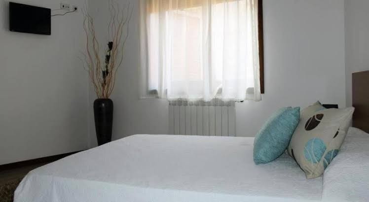 Room 4