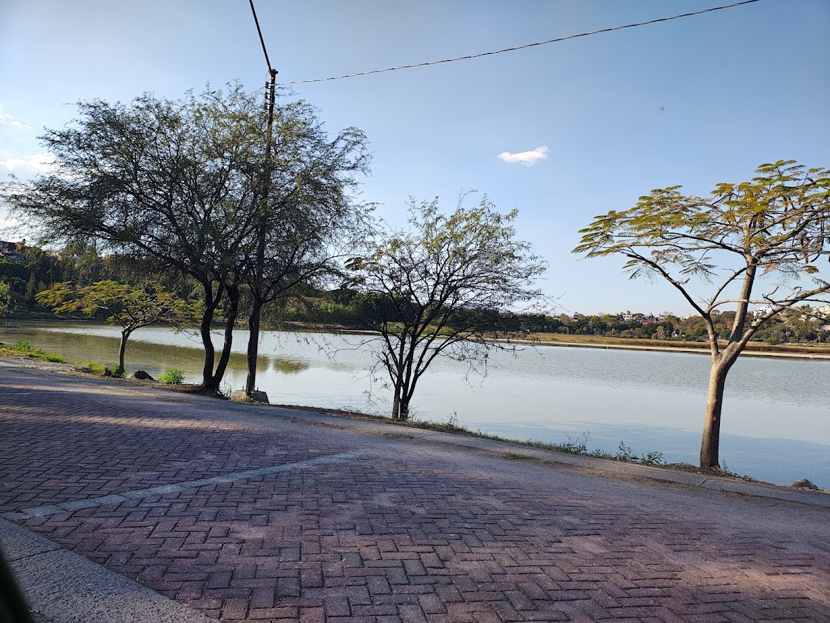 Cráter Lago La Joya