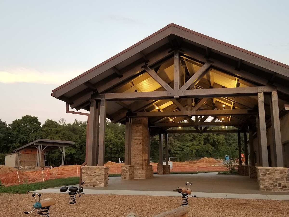 Dumont Hill At Dugas Park