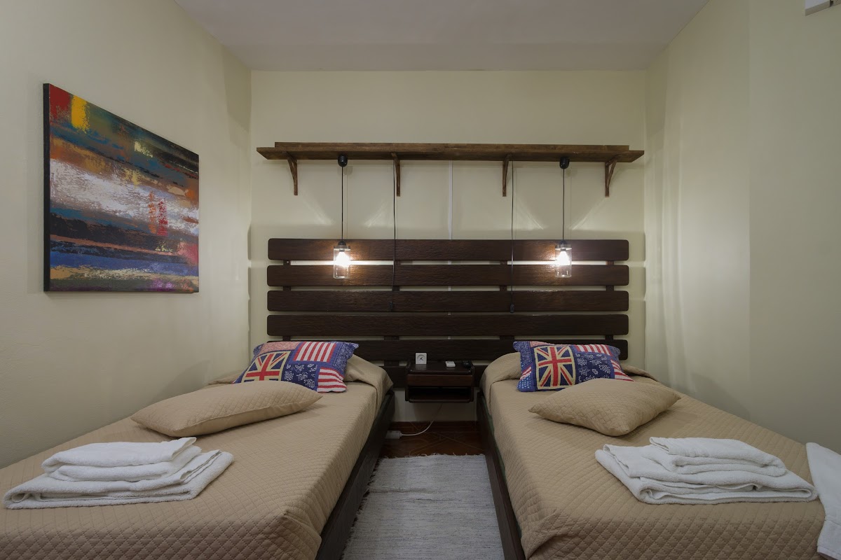 Room 10