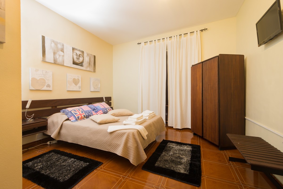 Room 2