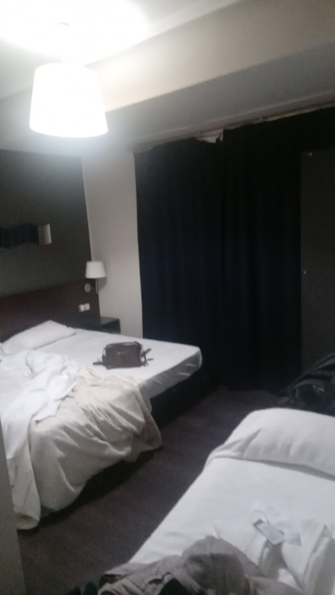 Room 4