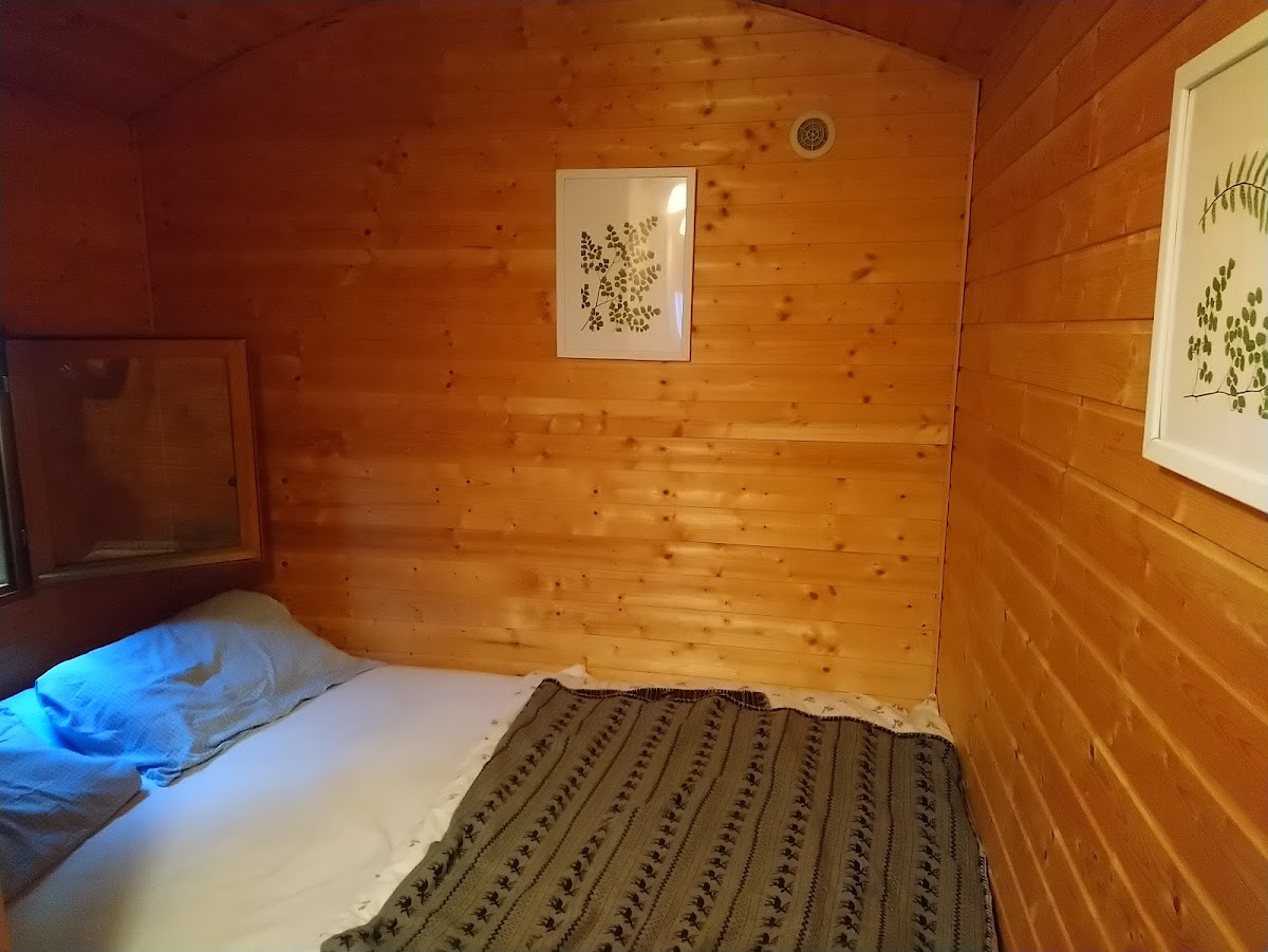 Room 9