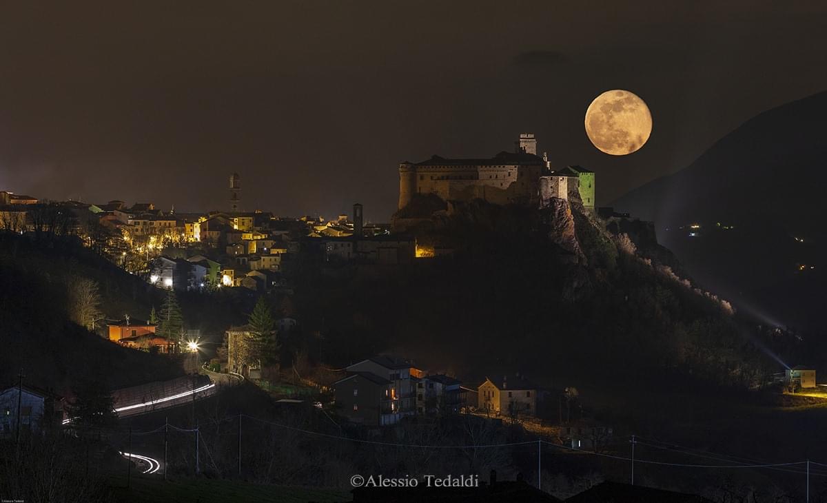 Castle of Bardi