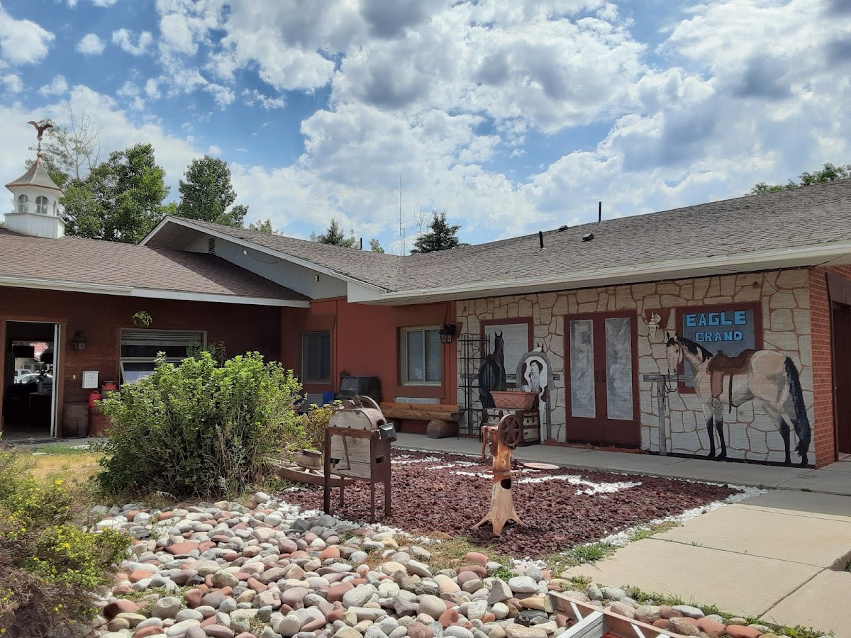 Eagle Grand Motel