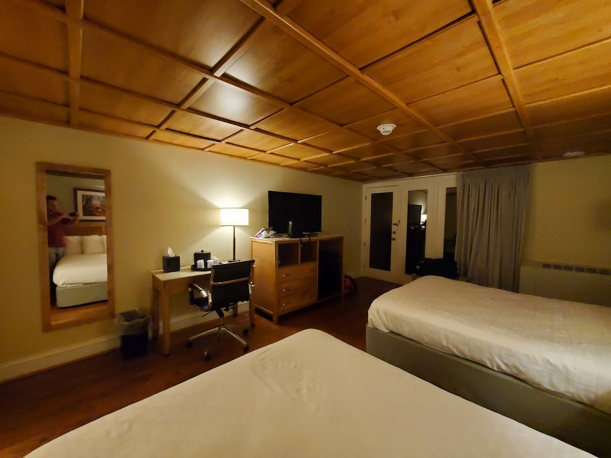Room 9