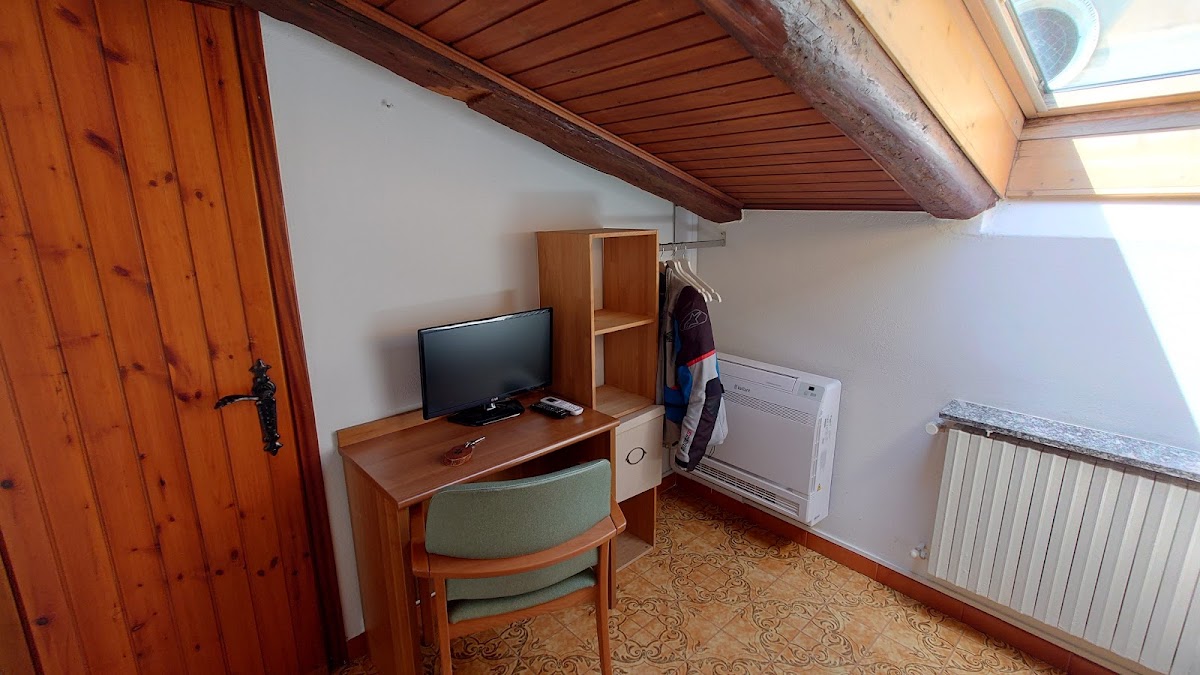 Room 4