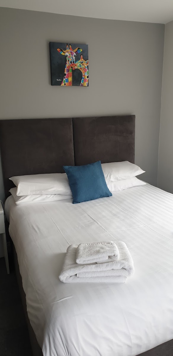 Room 8