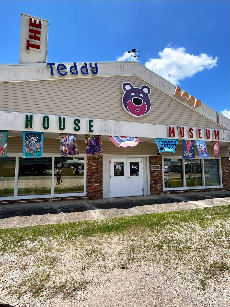 Teddy Bear House Museum