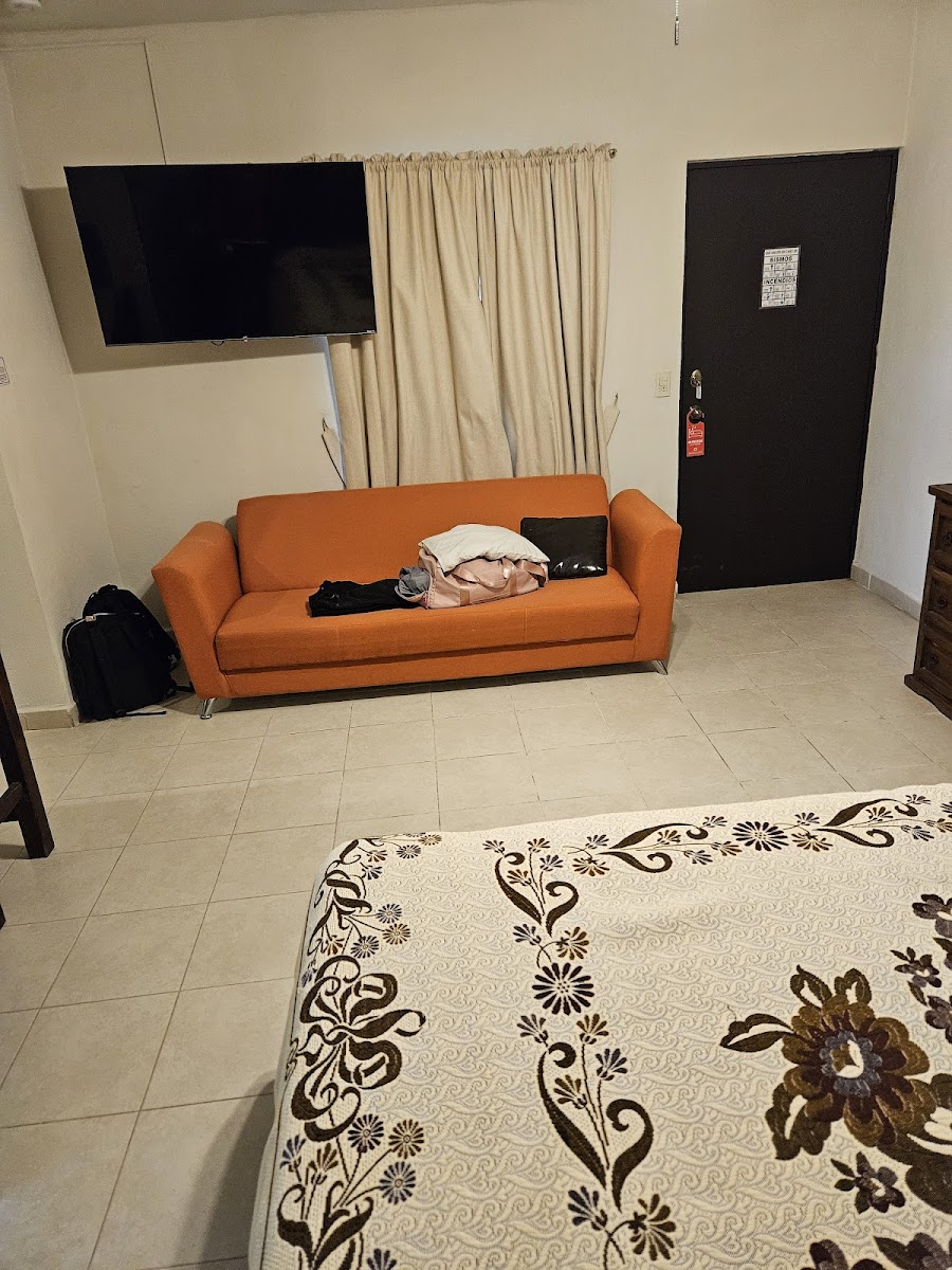 Room 8