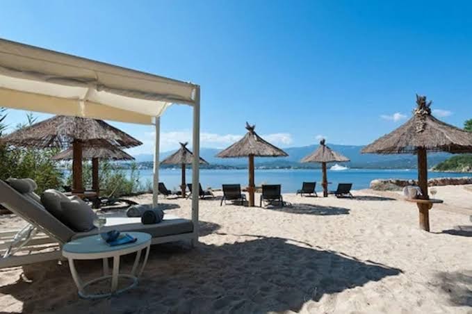 Isulella Hotel & Restaurant