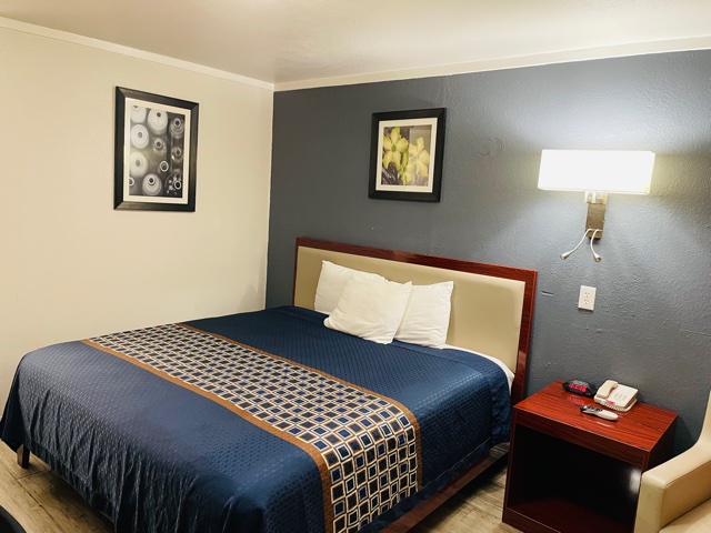 Room 4
