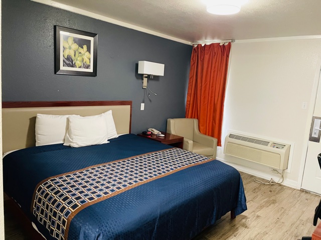 Room 7