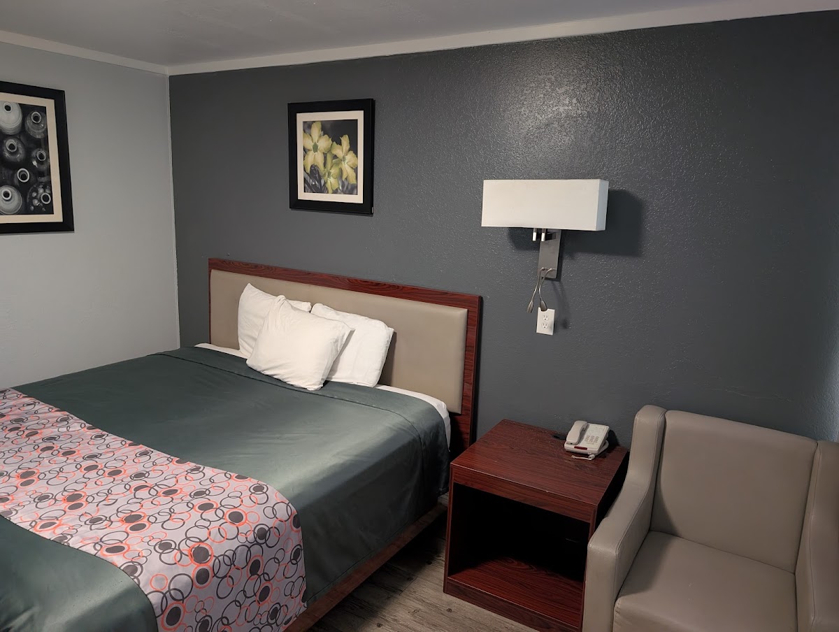 Room 9