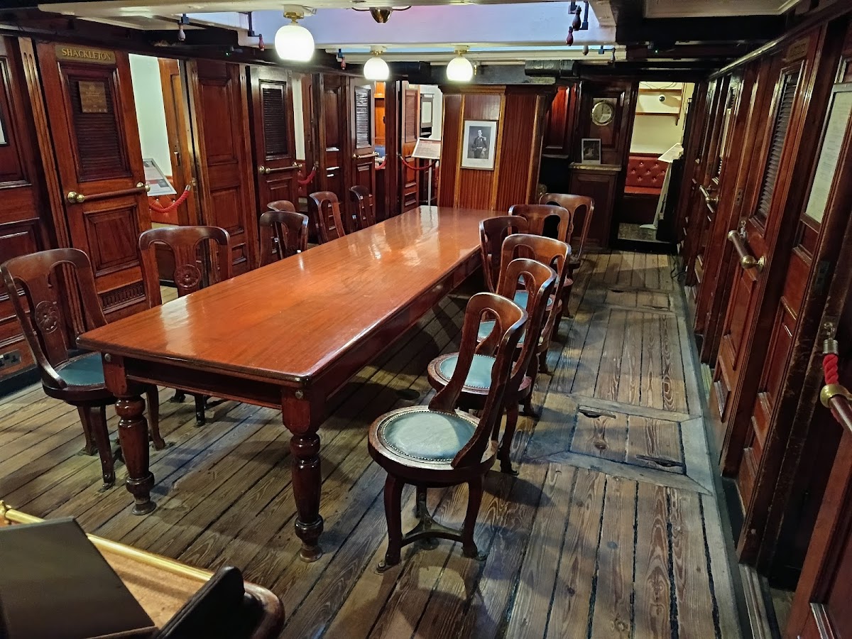 RRS Discovery
