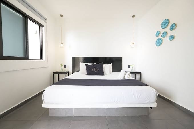Room 9