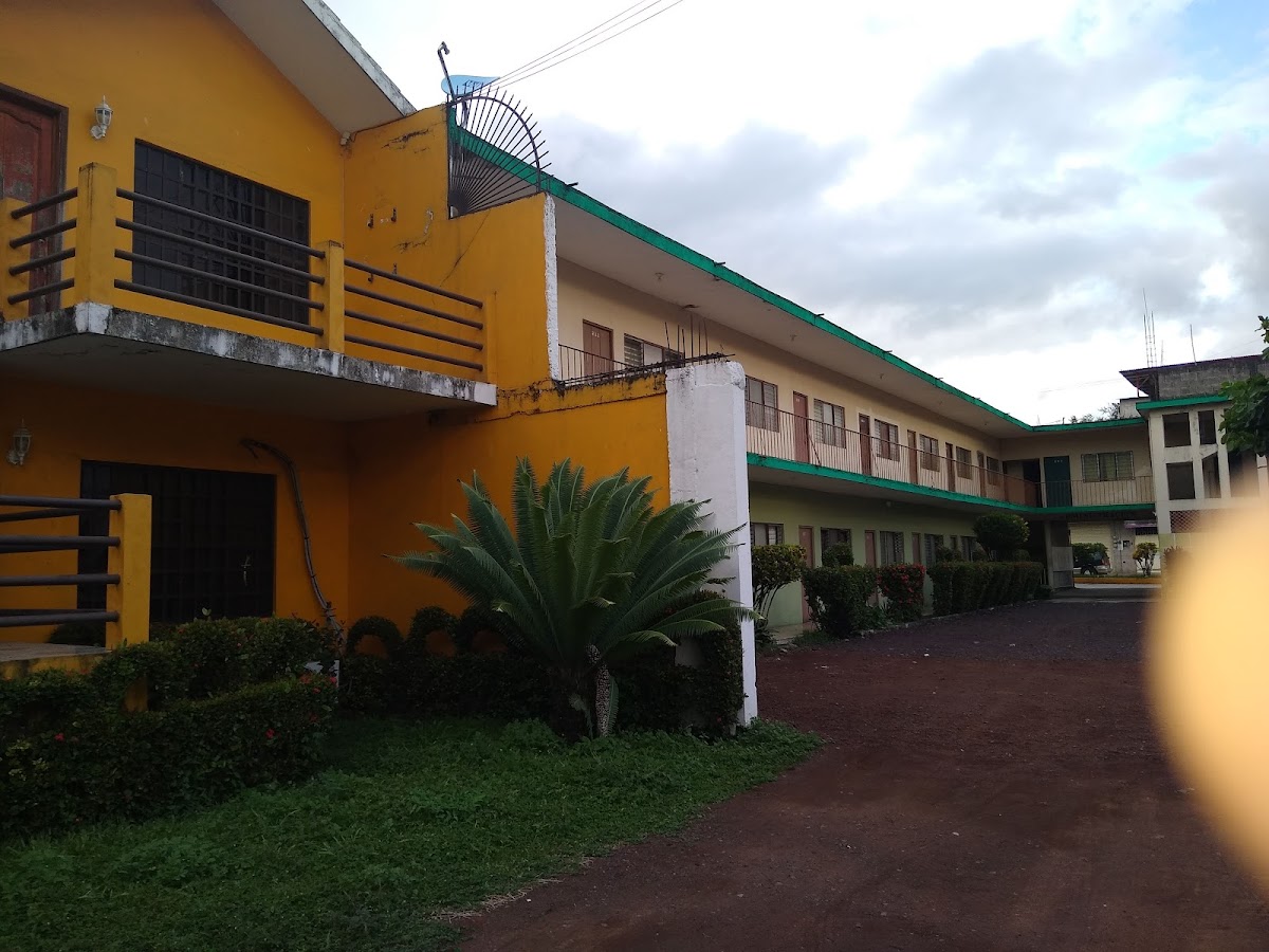 HOTEL IREFEL