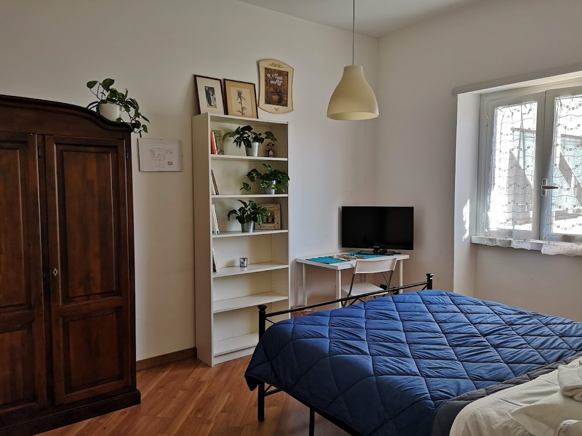 Room 8