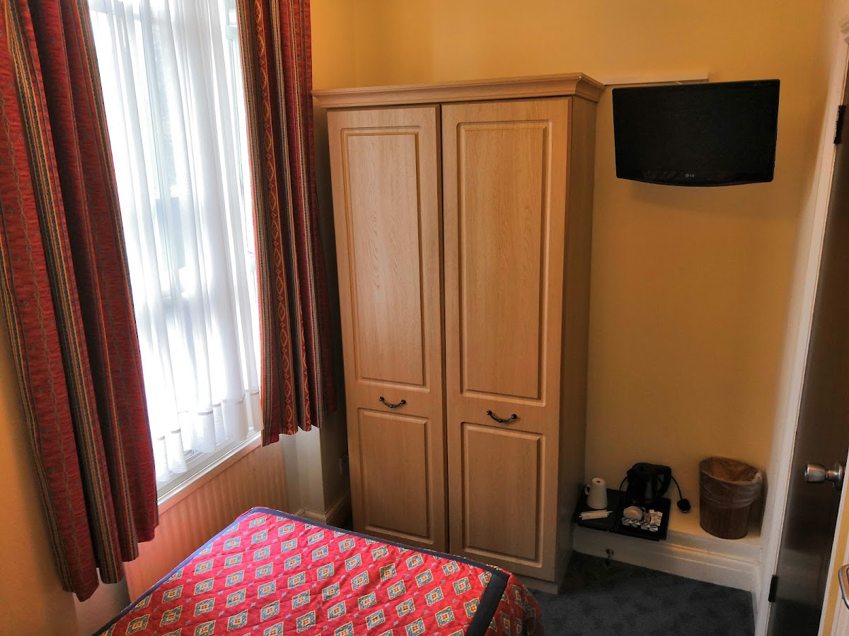 Room 9